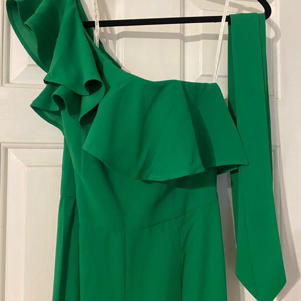 *NWT* Lilly Pulitzer Kelly Green One Shoulder Lyra Jumpsuit - Picture 5 of 7